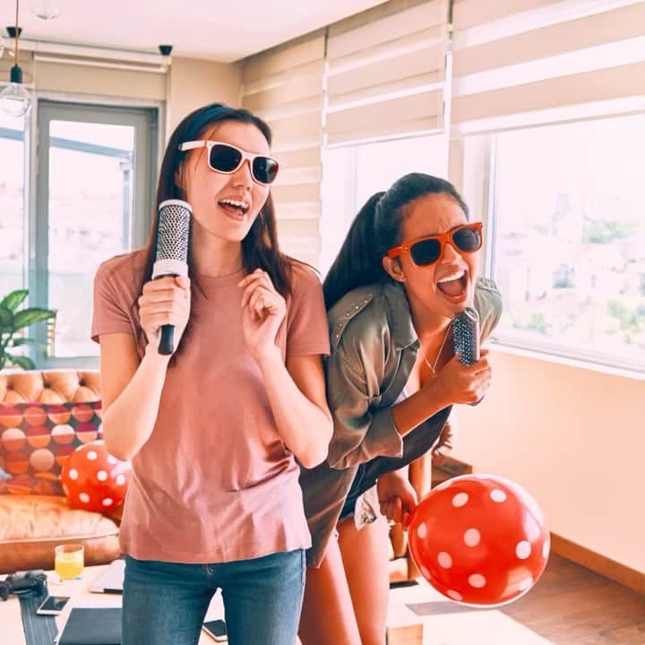 エアアジアのインスタグラム：「Our biggest sale yet is still happening on airasia.com! 😍🤙🏼  Check these promos out and head over to the link on our bio to avail your promos of choice.  #airasiaForEveryone」