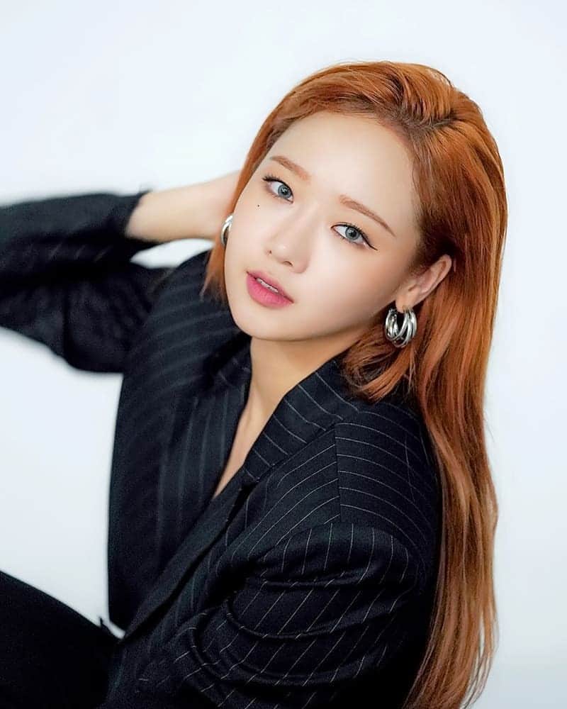チェ・ユジョンのインスタグラム：「201014 Weki Meki <New Rules> Jacket Shoot Behind Scene (Break ver.)  #유정 🌻  #위키미키 #WEKIMEKI #CHOIYOOJUNG #최유정 #YOOJUNG」