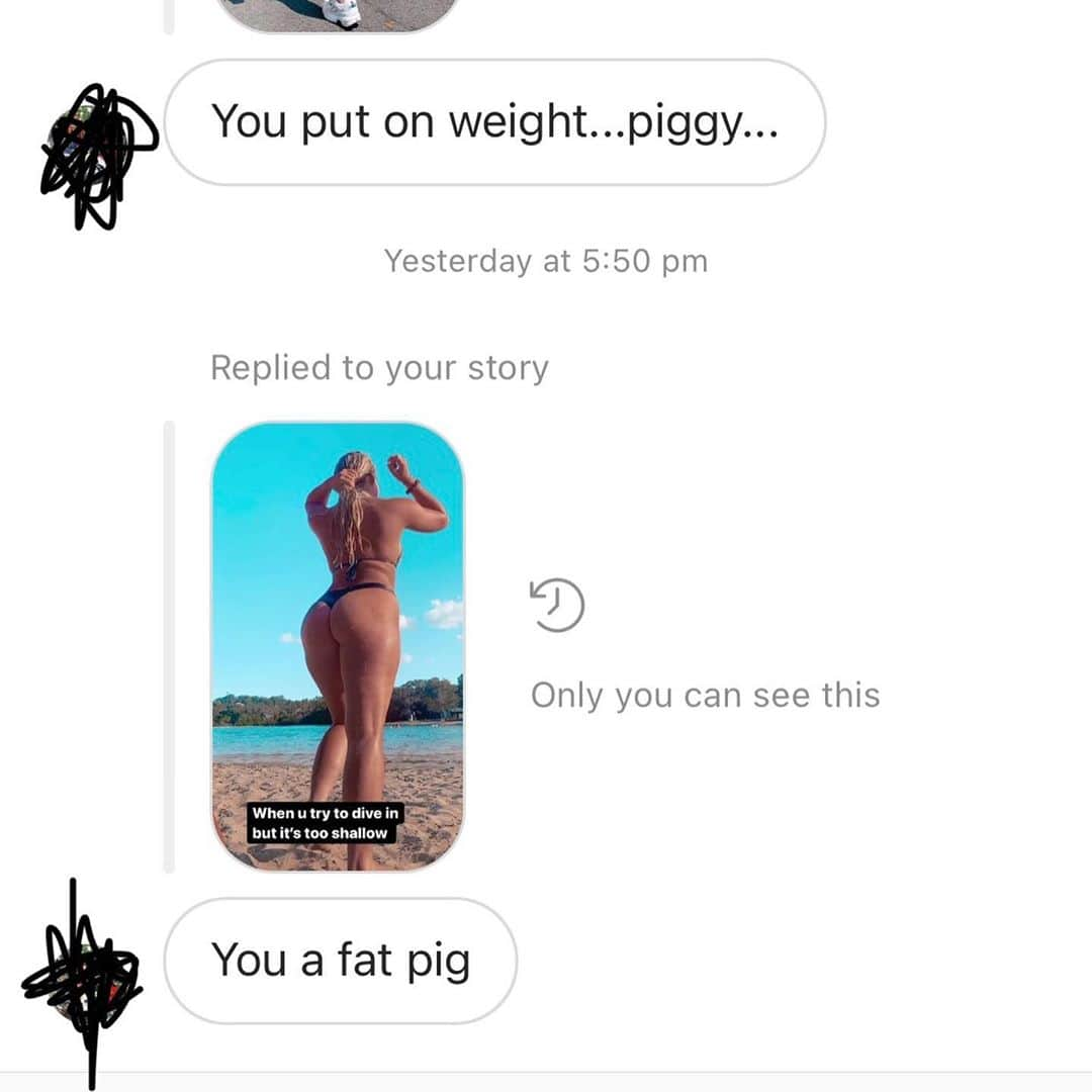 Lucie Jaidさんのインスタグラム写真 - (Lucie JaidInstagram)「This is to all the guys in my DM calling me a fat pig and feeling the need to reply to all my stories telling me I’ve put on weight. Most of us have in 2020, Melbourne has been in  strict lockdown since March. I am only human, my weight changes all the time. Stop shaming girls for literally ANYTHING. Piss off with your SMALL dick energy cause I ain’t missing no meals bitch 🍌 (the last photo is how I imagine these guys trolling me look like LOL)」10月14日 20時28分 - luciejaid