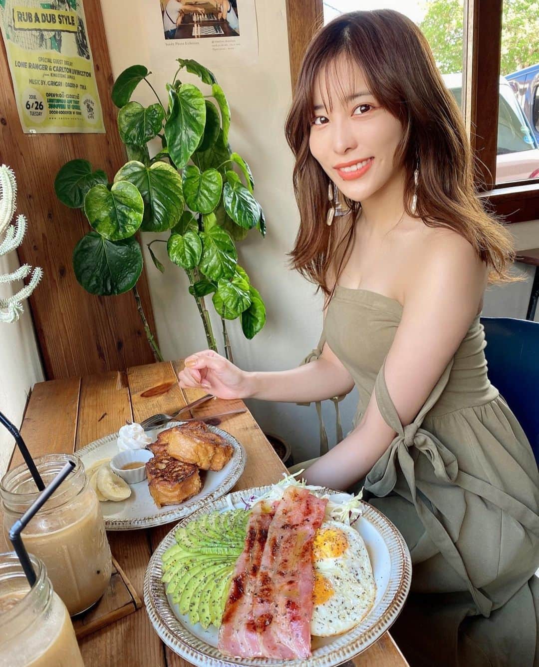 桃衣香帆のグルメインスタ