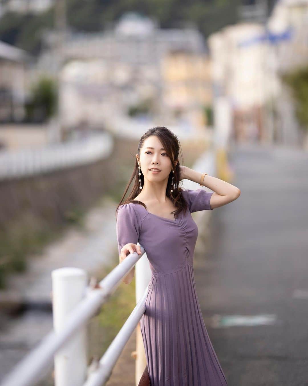 のインスタグラム：「こんばんは⋆*✩⑅◡̈⃝*﻿ ﻿ 今日は夜までたっぷり舞台稽古dayでした✨﻿ ﻿ 以前朗読配信で﻿ YouTube公開した舞台﻿ 『旅立ちの詩〜彼女たちの羅針盤〜』﻿ ﻿ ﻿ いろいろな制限もありますが﻿ リアル舞台に向けて頑張っていきます💪﻿ ﻿ ﻿ また詳しくチケット発売情報などは﻿ アップします◡̈⃝✩‧₊﻿ ﻿ photo ﻿ @ilkoallexandroff  ﻿ #舞台　#演劇　#舞台大阪﻿ #小劇場　#女性の悩み　#女性の生き方﻿ #不妊症　#不妊　#LGBT #虐待﻿ #コンプレックス　#女優 #被写体 #モデル #ポートレート #ポートレート撮影 #model #被写体モデル #ファインダー越しの世界 #撮影」