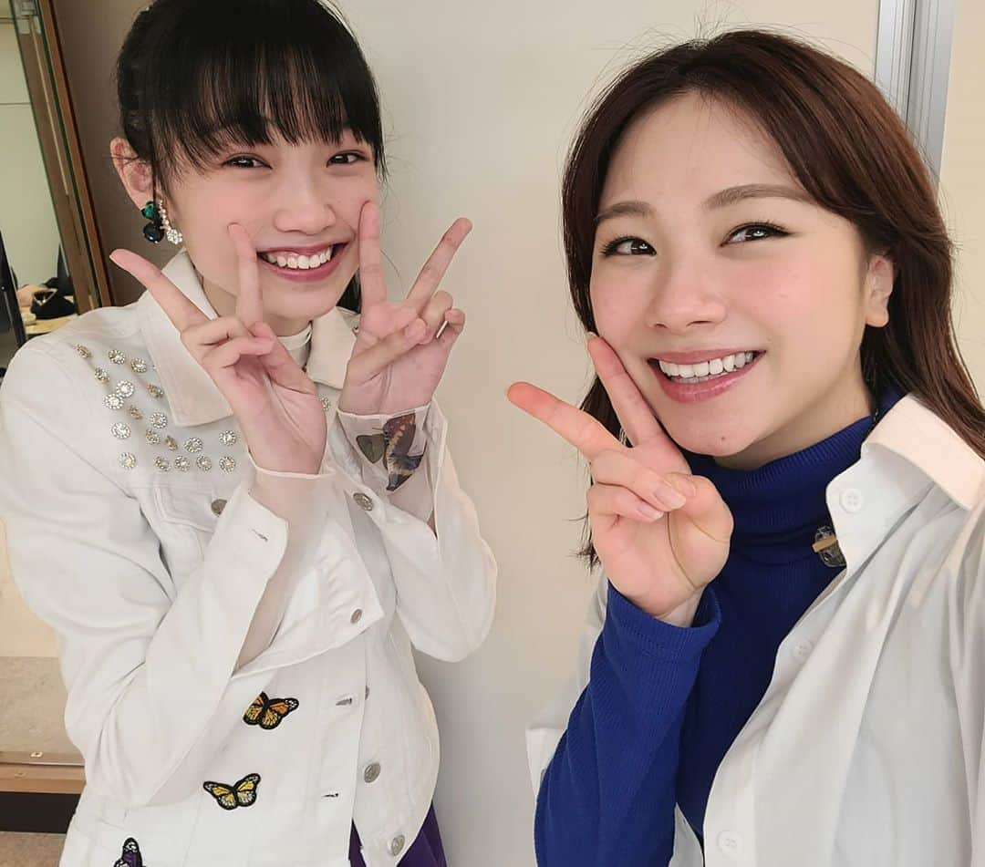 石田亜佑美さんのインスタグラム写真 - (石田亜佑美Instagram)「#15期 . . #北川莉央 ちゃん #岡村ほまれ ちゃん #山﨑愛生 ちゃん . 初めての武道館、 おつかれかまでした🍀 . . . #helloproject #morningmusume20  #モーニング娘20 #初武道館 #ソロ #👏👏👏 #こっちがもらい泣いてしまうわ #りおちゃん #ほまたん #めいちゃん #🐼 #あゆみん #石田亜佑美」10月14日 21時12分 - ayumi_ishida.official