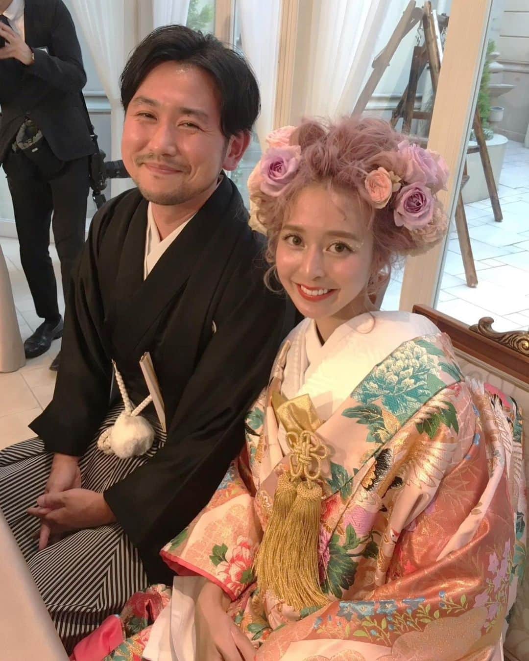 梅村実帆のインスタグラム：「10/14 2年前の今日は結婚式でした💒 来年はどう過ごしてるかな、楽しみー🤍 これからもよろしくお願いします🧔🏻👩🏻‍🦰」