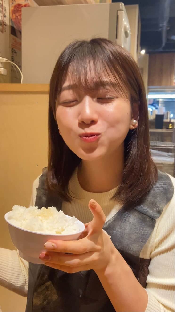 樋口花果のインスタグラム：「※すべて本日です🐷🍚🥓  私は焼肉ホルモン派🙋🏻‍♀️🔥  #新宿グルメ #焼肉  #彼女とデートなうに使っていいよ 風」