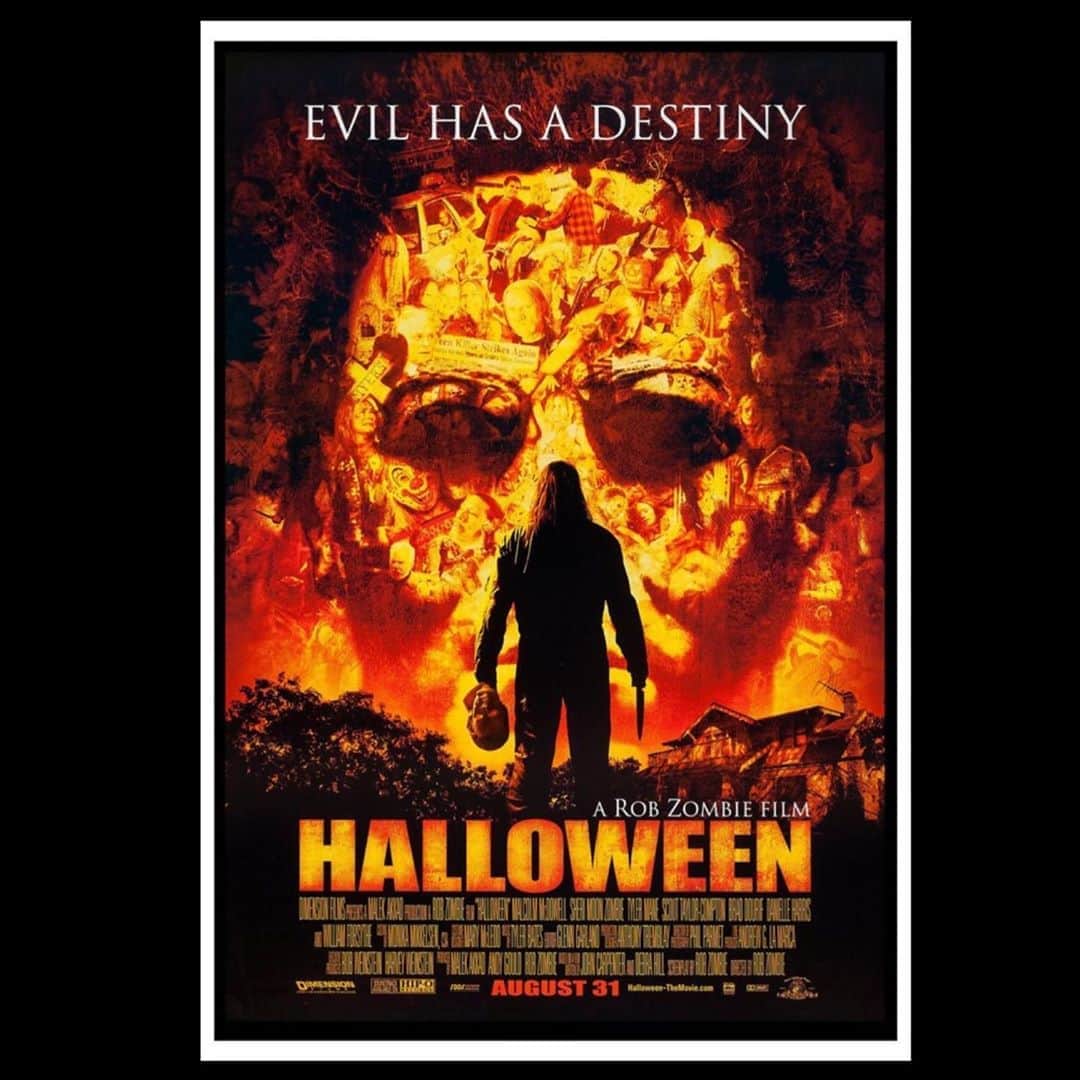 ロブ・ゾンビのインスタグラム：「Today is Halloween 2007 🎃 Q&A day! The last two Q&As were a success so let’s try another. Ask you questions about Halloween 2007 today! 🎃👍🏼 #halloween #robzombie #sherimoonzombie #malcolmmcdowell #scouttaylorcompton #tylermane #danielleharris #braddourif」