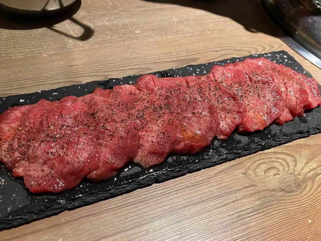 宮川杏奈さんのインスタグラム写真 - (宮川杏奈Instagram)「お肉美味しかったです🥩💕 . #食レポ #肉スタグラム  #肉好き #にくすたぐらむ  #肉  #肉寿司  #焼肉 #焼肉飲み会 #にく  #幸せな時間」10月14日 21時50分 - an1221na