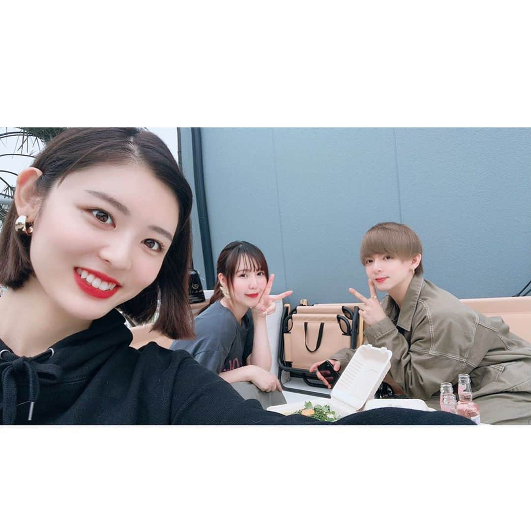 古畑星夏さんのインスタグラム写真 - (古畑星夏Instagram)「⠀ ゆりいちのお2人🧑🏼👩🏻‍🦰としーじゅう🐶と5人で @petsalon_pinkbeach に遊びに行ってきたよ♪  その様子はゆりいちチャンネルで是非チェックしてね❤️  プロフィールとストーリーからURL飛べるよ🐶  めっちゃ楽しくて癒されて沢山笑った1日でした❤️  2人ありがとう🥰  #ゆりいち#YouTube#保護犬#里親#pinkbeach#ピンクビーチ」10月14日 21時50分 - starandsummer