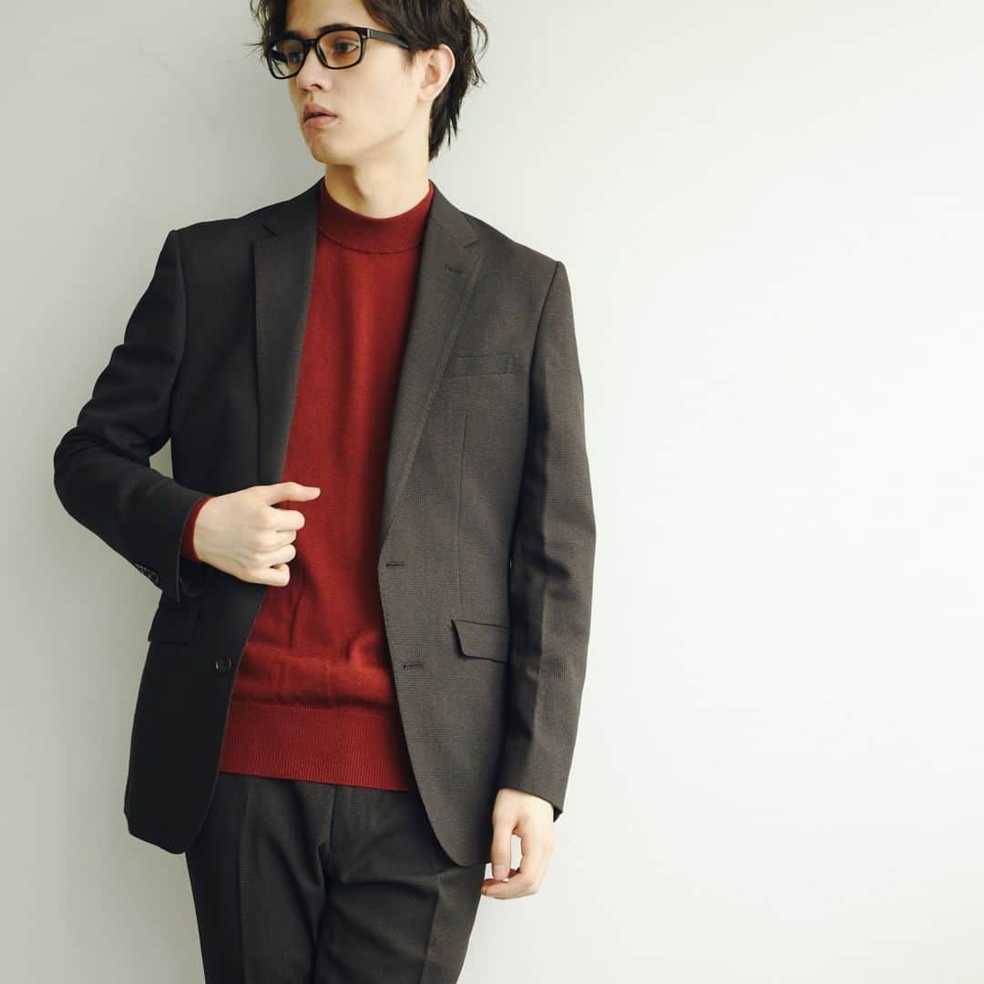 SUIT SELECT スーツセレクトさんのインスタグラム写真 - (SUIT SELECT スーツセレクトInstagram)「【AI SPEED ORDER】 既成のスーツではなかなかない、雰囲気のあるブラウンチェック。 オーダーだと選べる範囲が広いのが魅力。 ・ SUIT ¥38,000 / KNIT ¥6,800 / SHOES ¥28,000 (すべて税別) ・ ・ ・ #suit #スーツ #suitselect #スーツセレクト #スーツのある日常 #LEO ・ #メンズ #メンズファッション #メンズコーデ #ビジネス #ストレッチ #オーダースーツ #ニューノーマル ・ #fashion #ootd #outfit #mens #mensfashion #menscode #2020 #2020aw #aw #bussines #ordersuit #supernoniron #stretch #softtouch #slim #4S」10月15日 9時02分 - suitselect_japan_official