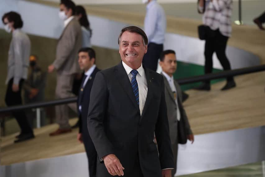 ジルマ・ルセフさんのインスタグラム写真 - (ジルマ・ルセフInstagram)「O Presidente Jair Bolsonaro participou, nesta quarta (14), da cerimônia de lançamento do Programa Nacional de Genômica e Saúde de Precisão, o Genomas Brasil. Iniciativa vai aperfeiçoar o entendimento das variações genéticas da população brasileira, possibilitando melhorias no SUS.  Foto: Alan Santos/PR」10月15日 7時48分 - presidenciadobrasil