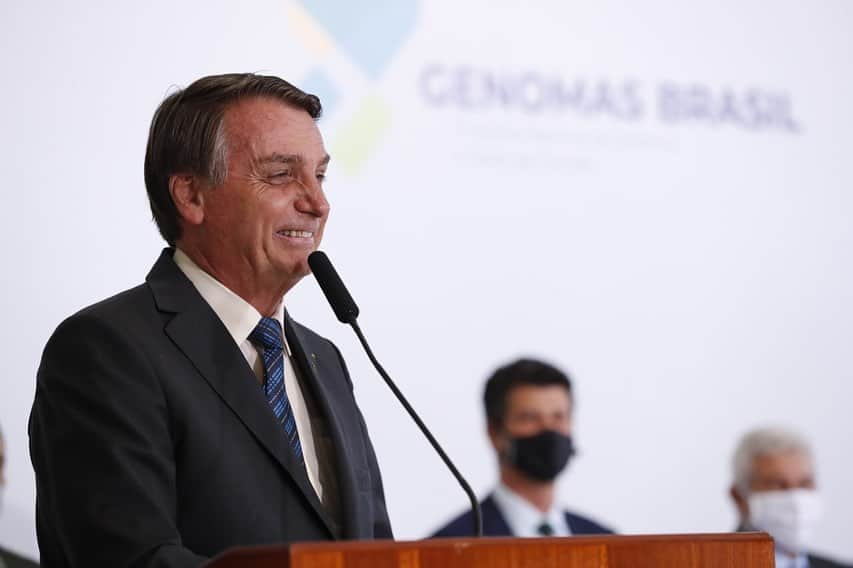 ジルマ・ルセフさんのインスタグラム写真 - (ジルマ・ルセフInstagram)「O Presidente Jair Bolsonaro participou, nesta quarta (14), da cerimônia de lançamento do Programa Nacional de Genômica e Saúde de Precisão, o Genomas Brasil. Iniciativa vai aperfeiçoar o entendimento das variações genéticas da população brasileira, possibilitando melhorias no SUS.  Foto: Alan Santos/PR」10月15日 7時48分 - presidenciadobrasil