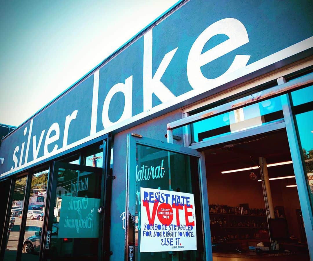リチャード・スペイト Jrさんのインスタグラム写真 - (リチャード・スペイト JrInstagram)「Silver Lake Wine gets it. VOTE! @kocpodcast @silverlakewine」10月15日 7時45分 - dicksp8jr