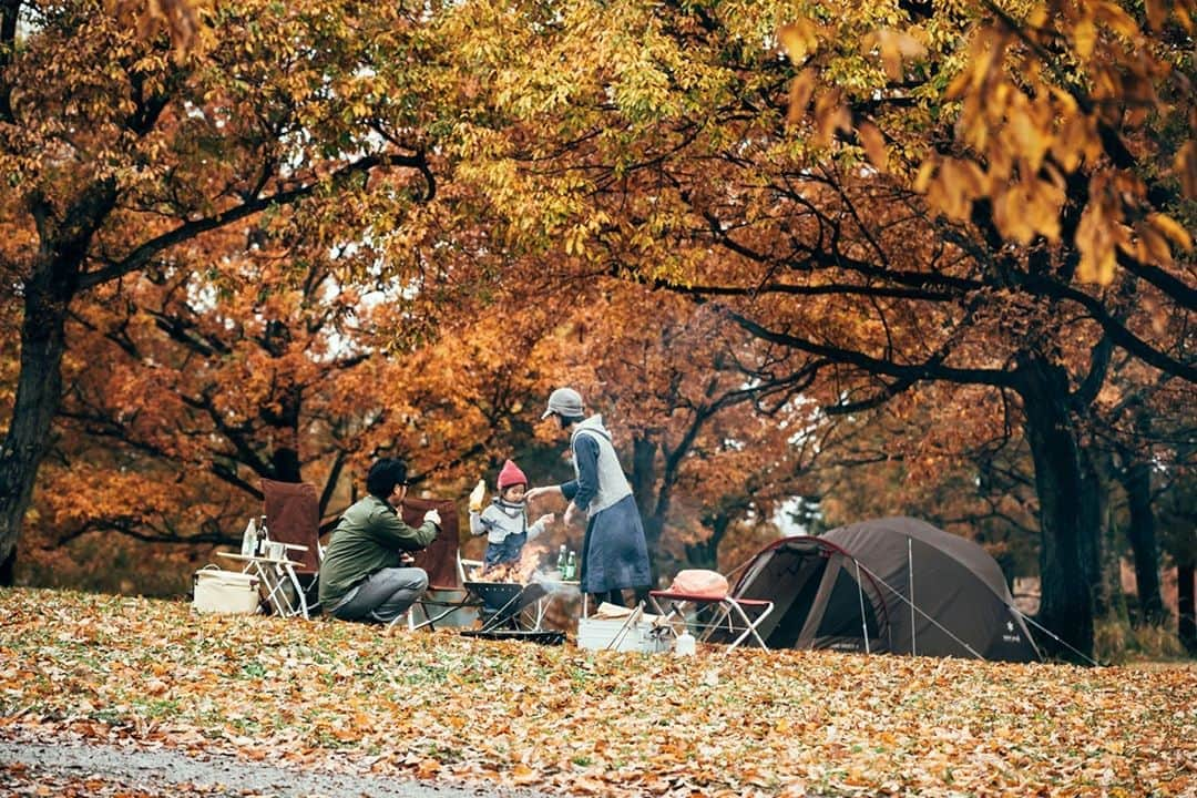 Snow Peak USAさんのインスタグラム写真 - (Snow Peak USAInstagram)「The perfect spot for late afternoon #TakibiTime.」10月15日 8時00分 - snowpeakusa