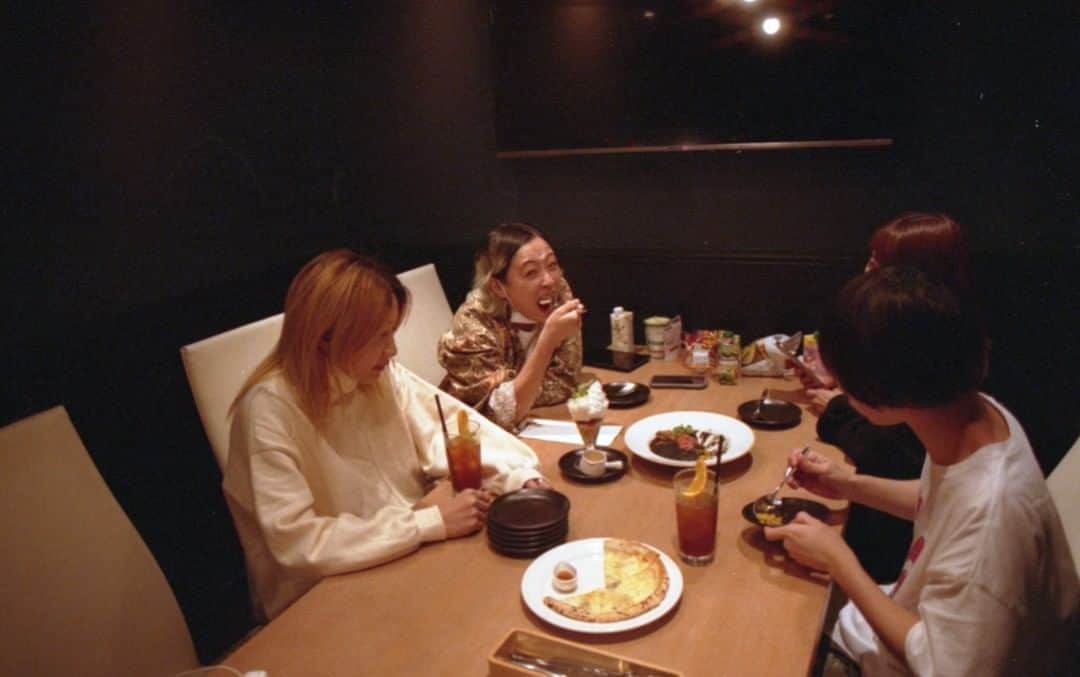 tricotのインスタグラム