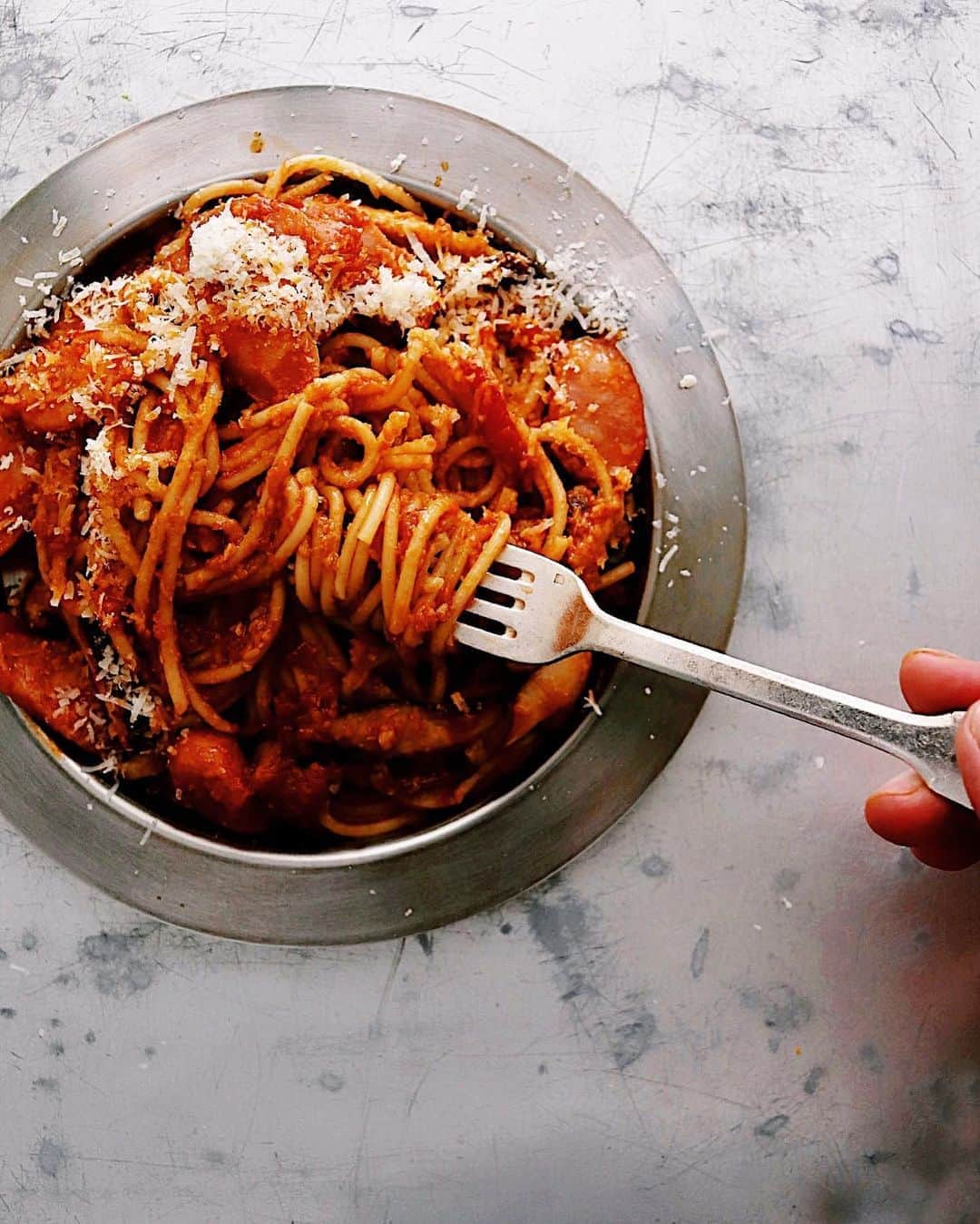 樋口正樹さんのインスタグラム写真 - (樋口正樹Instagram)「🍝 . 昨晩のナポリタン。 遅い時間に食べて とっても反省です。 あぁ美味しかった。 . . #ナポリタン #深夜のナポリタン #深夜食堂 #スパゲッティ #おいしいパスタ #おいしいパスタが食べたい #pasta #spaghetti」10月15日 8時16分 - higuccini