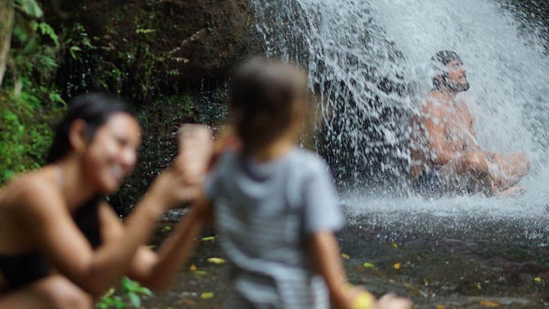 Bruno Gissoniさんのインスタグラム写真 - (Bruno GissoniInstagram)「Da pra ser carioca e mineiro? #minasgerais🔺 #cachoeira」10月15日 8時41分 - brunogissoni