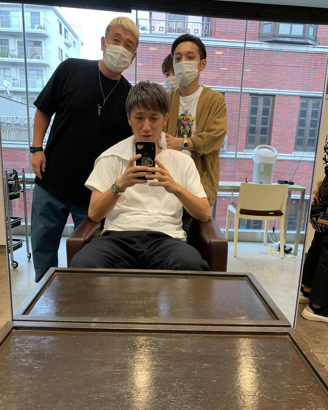 狩野健太さんのインスタグラム写真 - (狩野健太Instagram)「髪と心のメンテナンス💇🏼  中村さんいつもありがとうございます😊  #狩野健太 #abbey」10月15日 8時34分 - kanoken_14