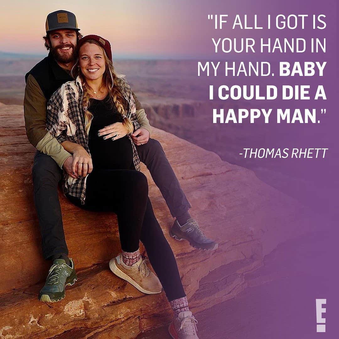 E! Onlineさんのインスタグラム写真 - (E! OnlineInstagram)「After all these years, Lauren Akins still makes Thomas Rhett a happy man. ❤️(📷: Instagram)」10月15日 0時02分 - enews
