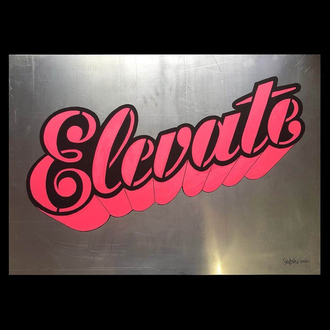 Seb Lesterのインスタグラム：「I just put ‘Elevate’, this one-off original piece up in my shop. The ‘making of’ video for this was viewed 11.5 million times on Facebook alone last month. Really pleased with it. Link in profile, price includes free and secure express shipping worldwide.✍️🙂👍 #art #original #stencil #fluoro #original #lettering #metal」
