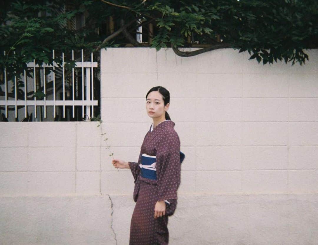 藤間爽子さんのインスタグラム写真 - (藤間爽子Instagram)「ｰｰｰ たまには着物の写真  #日本舞踊　#着物　#フィルム」10月15日 0時52分 - fujimasawako_official
