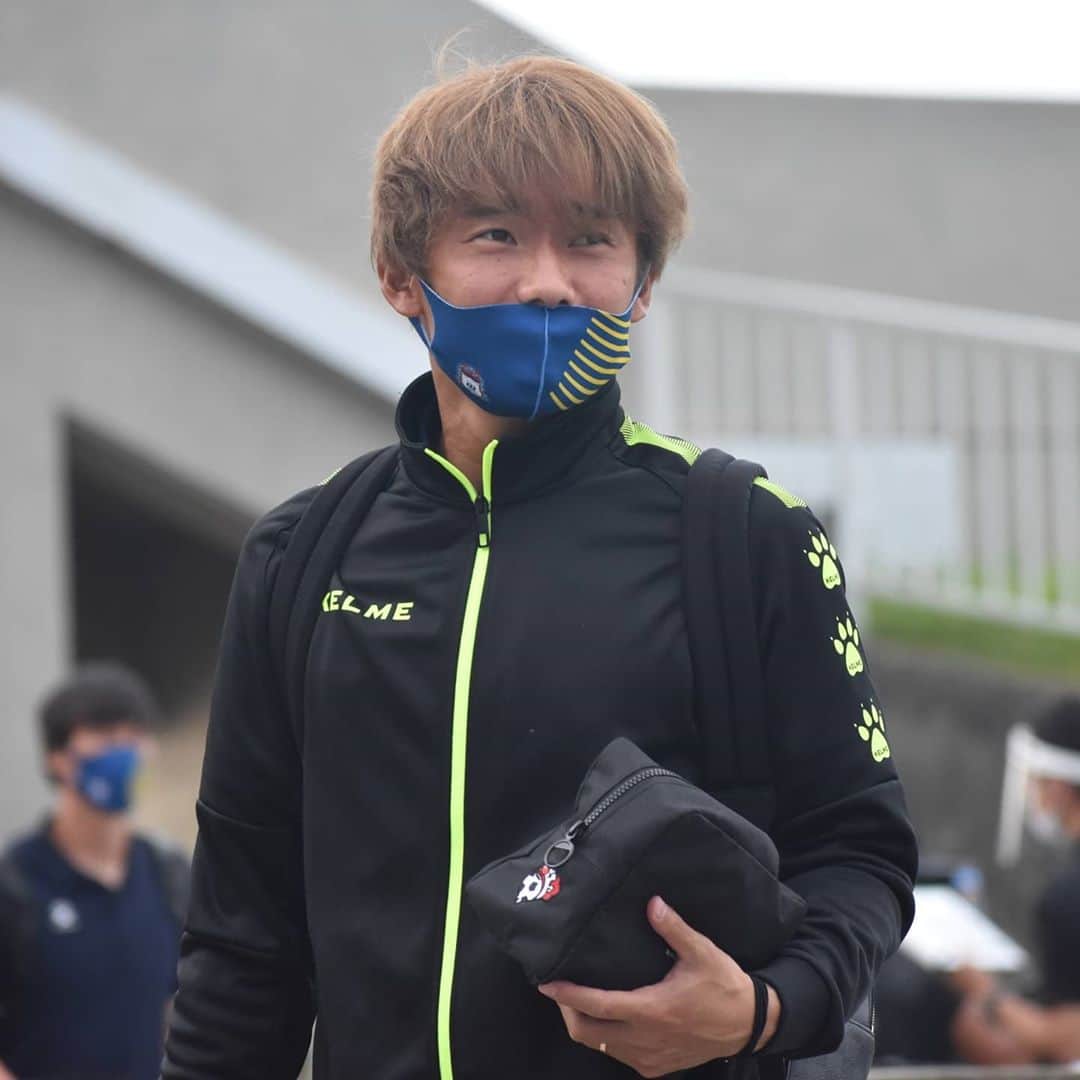 のインスタグラム：「すんごいアドレナリンで寝れません。 勝ててよかった！ 大好きな丸と対戦出来て良かった！！  次も勝ちましょう！！」