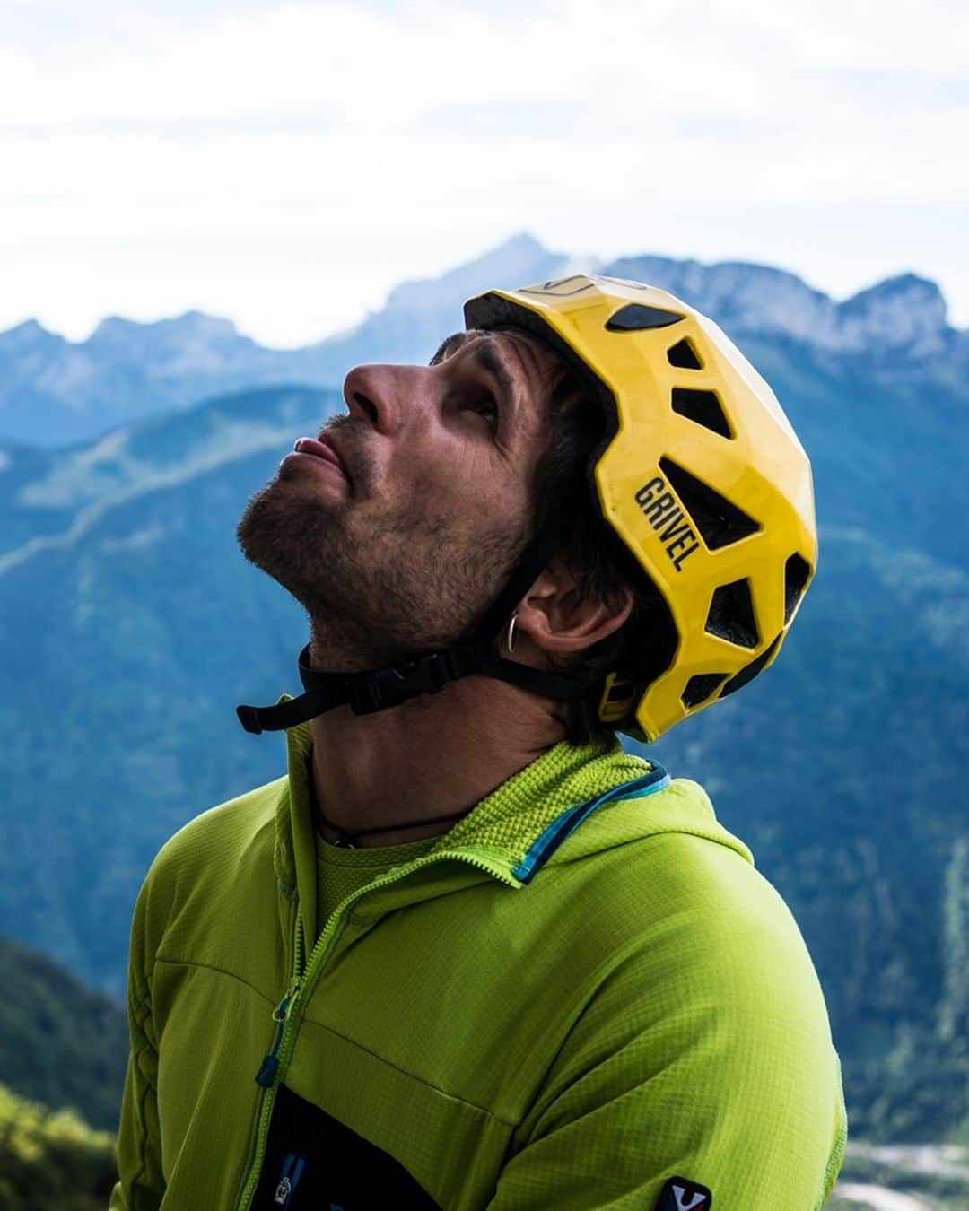 のインスタグラム：「"Madness". Nope, we're not speaking about @dam_tomasi's mind but rather about this route at the Perthuis (ED+ 340m) repeted this summer by Damien and Anouk Faure.  #MilletRiseUp」