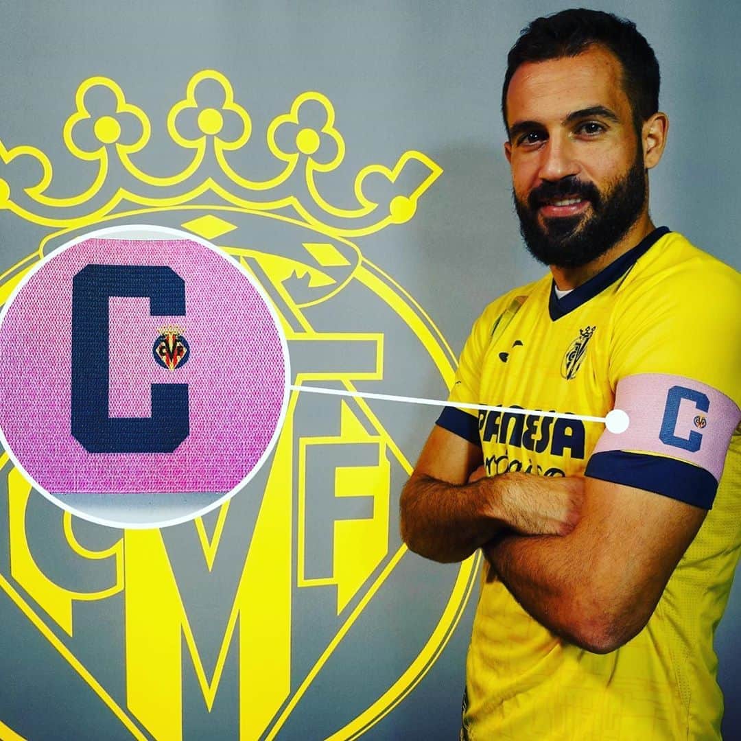 ビジャレアルCFさんのインスタグラム写真 - (ビジャレアルCFInstagram)「¡Todos contra el #cancerdemama 💓! El capitán del #Villarreal, @mariogpm2, lucirá el domingo ante el Valencia un brazalete especial para apoyar la causa, cuyo día internacional se celebra el próximo lunes 19. . Everyone against #breastcancer! 💓 The #Villarreal captain, @mariogpm2, will wear a special armband for the game against Valencia to support the cause, the official day is celebrated next Monday 19th. . #futbol #football #soccer #LaLiga #breastcancerawareness」10月15日 1時54分 - villarrealcf