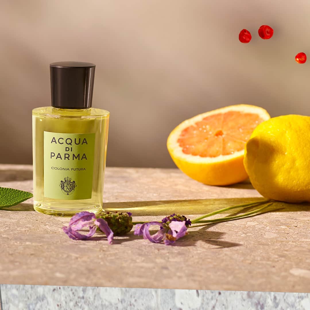 のインスタグラム：「A lively and untamed creation that blends the citrus freshness of Colonia with aromatic and woody facets. A gift of nature containing 99% of Natural Origin Ingredients. ⁣ #ColoniaFutura⁣ ⁣ #AcquadiParma #Futura #AcquadiParmaFutura⁣ #colonia #fragrances #newfragrance #icon #future #generations」