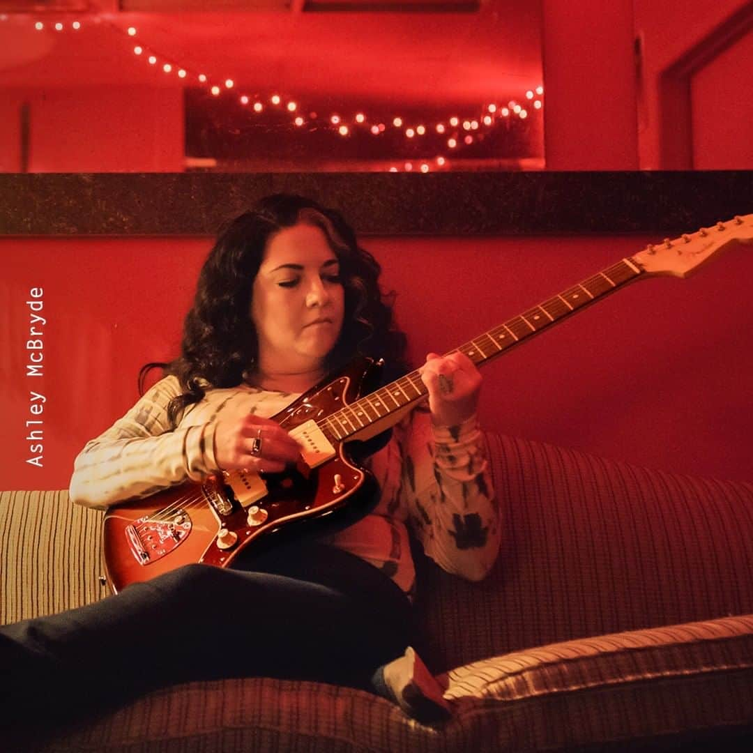 Fender Guitarさんのインスタグラム写真 - (Fender GuitarInstagram)「We asked some of the players featured in the American Pro II campaign to speak about what it means to be an artist, finding your voice and making it heard. Take a first look at our new “Spotlight” series via link in bio and stay tuned for more episodes.」10月15日 3時00分 - fender