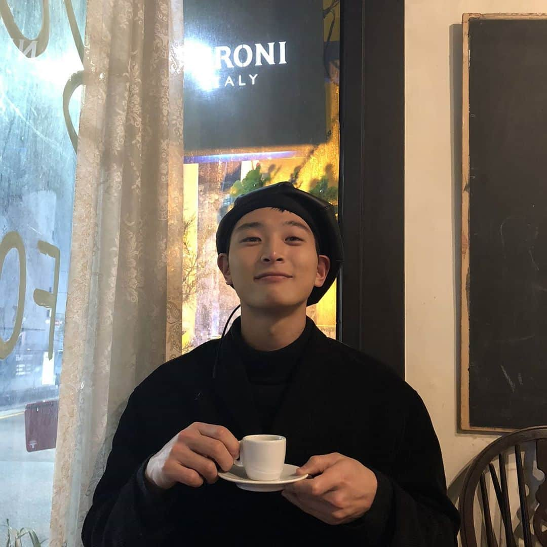 ジヌン さんのインスタグラム写真 - (ジヌン Instagram)「#espresso」10月15日 9時08分 - jinwoon52