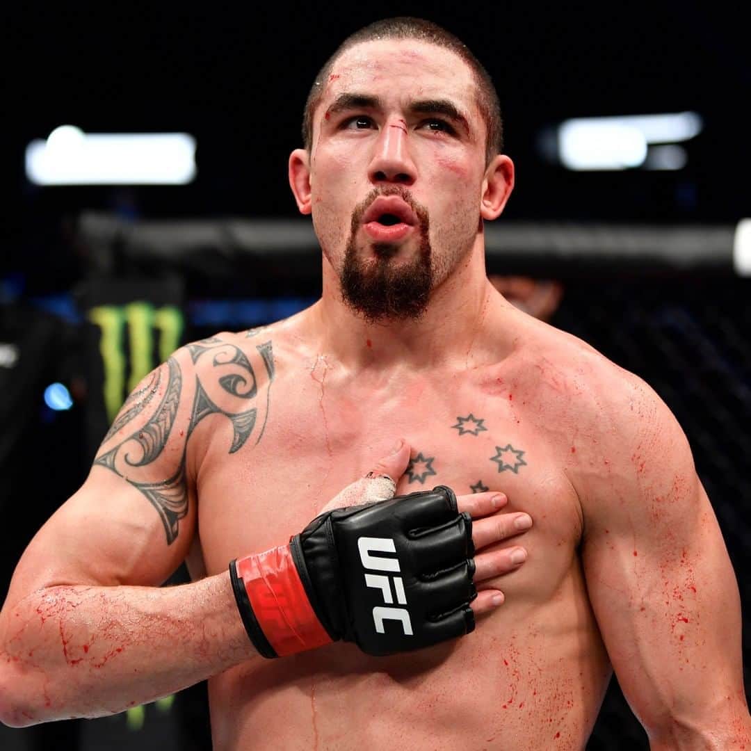 UFCさんのインスタグラム写真 - (UFCInstagram)「Never disappoints 🇦🇺 @RobWhittakerMMA returns in the co-main at #UFC254.   [ Oct 24  Main Card at 2pmET ]」10月15日 9時10分 - ufc
