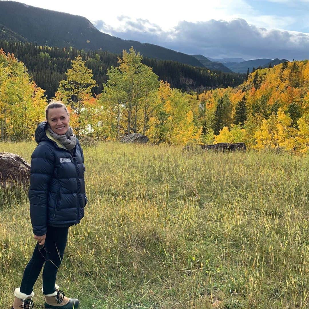 ロビン・ライトさんのインスタグラム写真 - (ロビン・ライトInstagram)「Autumn 🍁#naturelovers #sunvalley」10月15日 4時16分 - robingwright