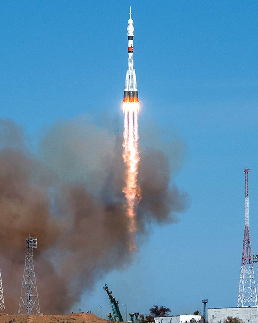 NASAさんのインスタグラム写真 - (NASAInstagram)「A birthday candle fit for an astronaut! 🎂 ⁣ ⁣ Today, on her birthday, Kate Rubins of @NASAAstronauts along with Sergey Ryzhikov and Sergey Kud-Sverchkov of the Russian space agency @Roscosmos launched to the International Space Station (@ISS) at 1:45 a.m. EDT and arrived at 4:48 a.m., where they will stay for the next six months! ⁣  ⁣ Rubins and her crewmates will be joined by the @SpaceX Crew-1 crewmembers Mike Hopkins, Victor Glover and Shannon Walker of NASA and Soichi Noguchi of JAXA (@jaxajp). Their mission, scheduled to launch no earlier than mid-November, will launch from @NASAKennedy as part of our Commercial Crew Program.⁣  ⁣ Images Credit: NASA/GCTC/Andrey Shelepin⁣ ⁣ #RocketLaunch #BirthdayGirl #WomenInSTEM #NASA #SpaceNews #ByeBye」10月15日 6時11分 - nasa