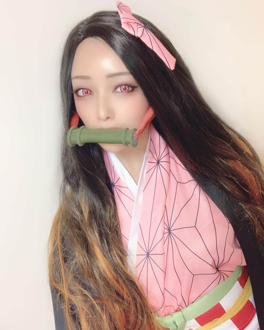 のインスタグラム：「去年のハロウィンの時の写真🥰 映画明日公開☺️ ワクワク💗 #鬼滅の刃　#鬼滅　#禰豆子　#禰豆子コスプレ #竈門禰豆子 #コスプレ　#鬼滅の刃コスプレ　#禰󠄀豆子」