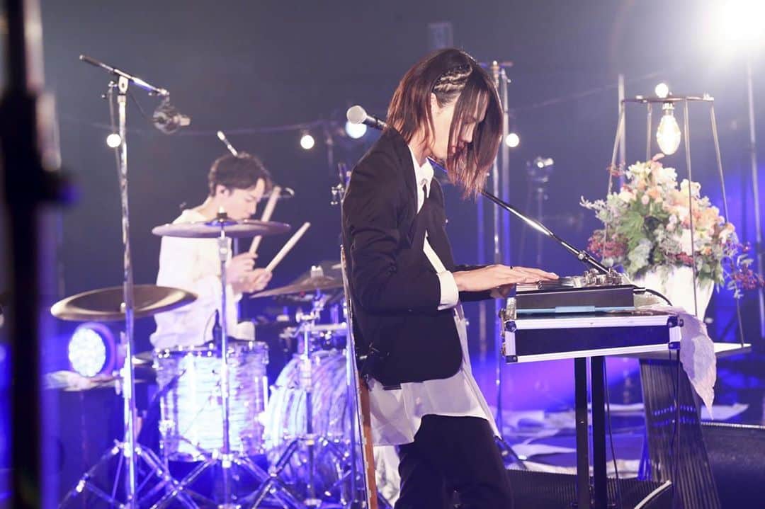 白井將人のインスタグラム：「鍵盤  photo by オチアイユカ(@sadvacation5 )  #haloat四畳半」