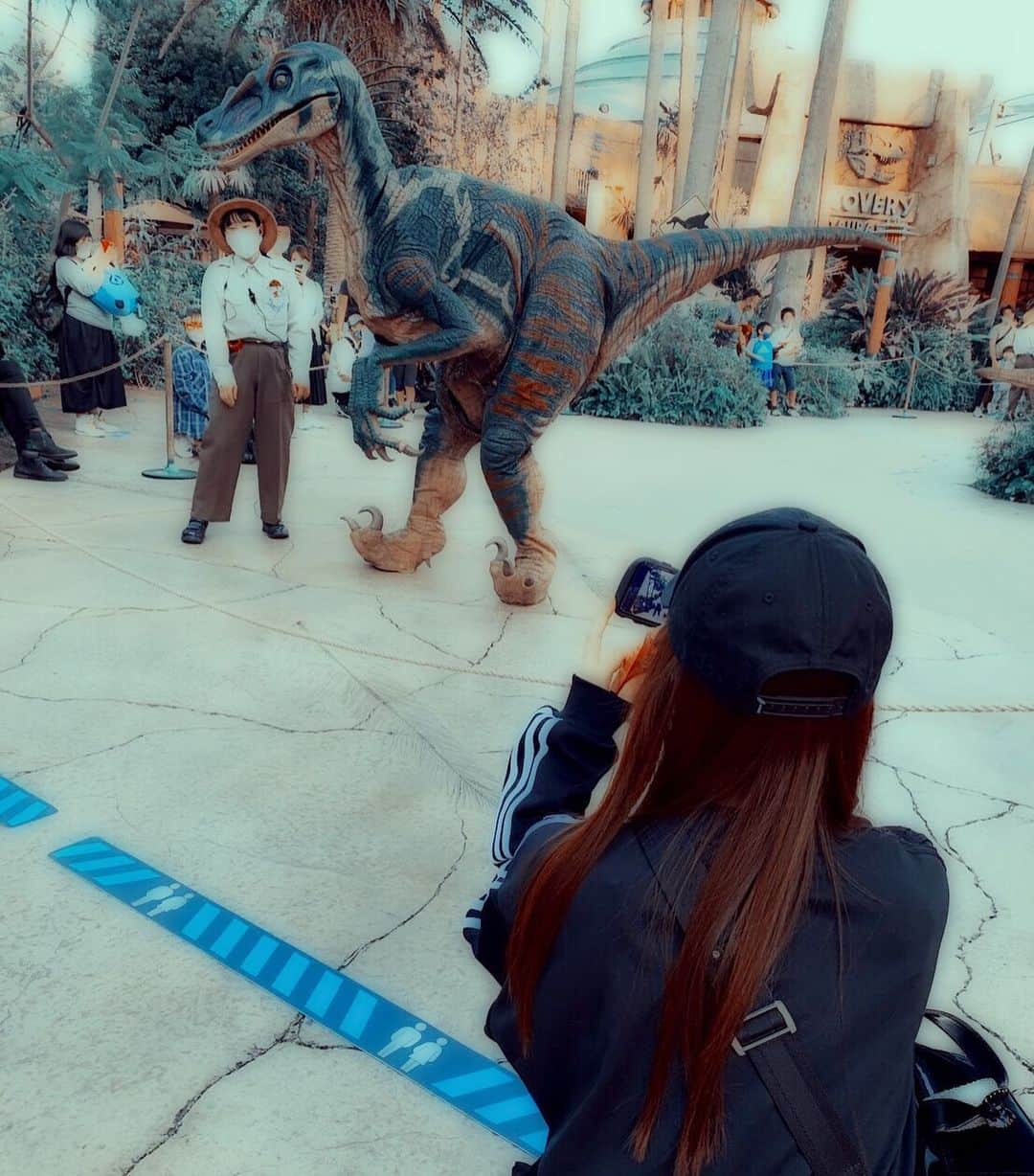 のインスタグラム：「会ってきた🖤🖤🖤🖤」