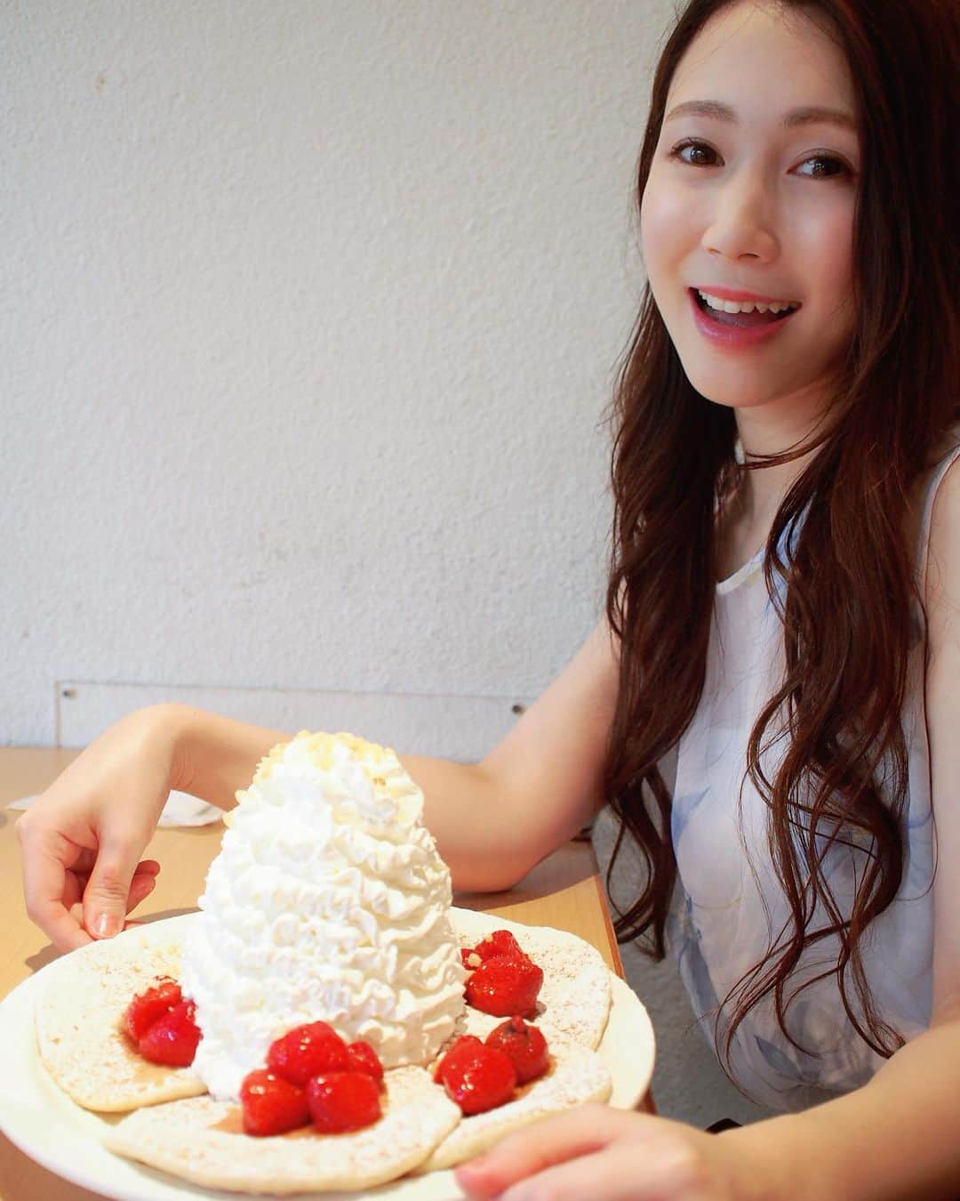 若林愛のグルメインスタ