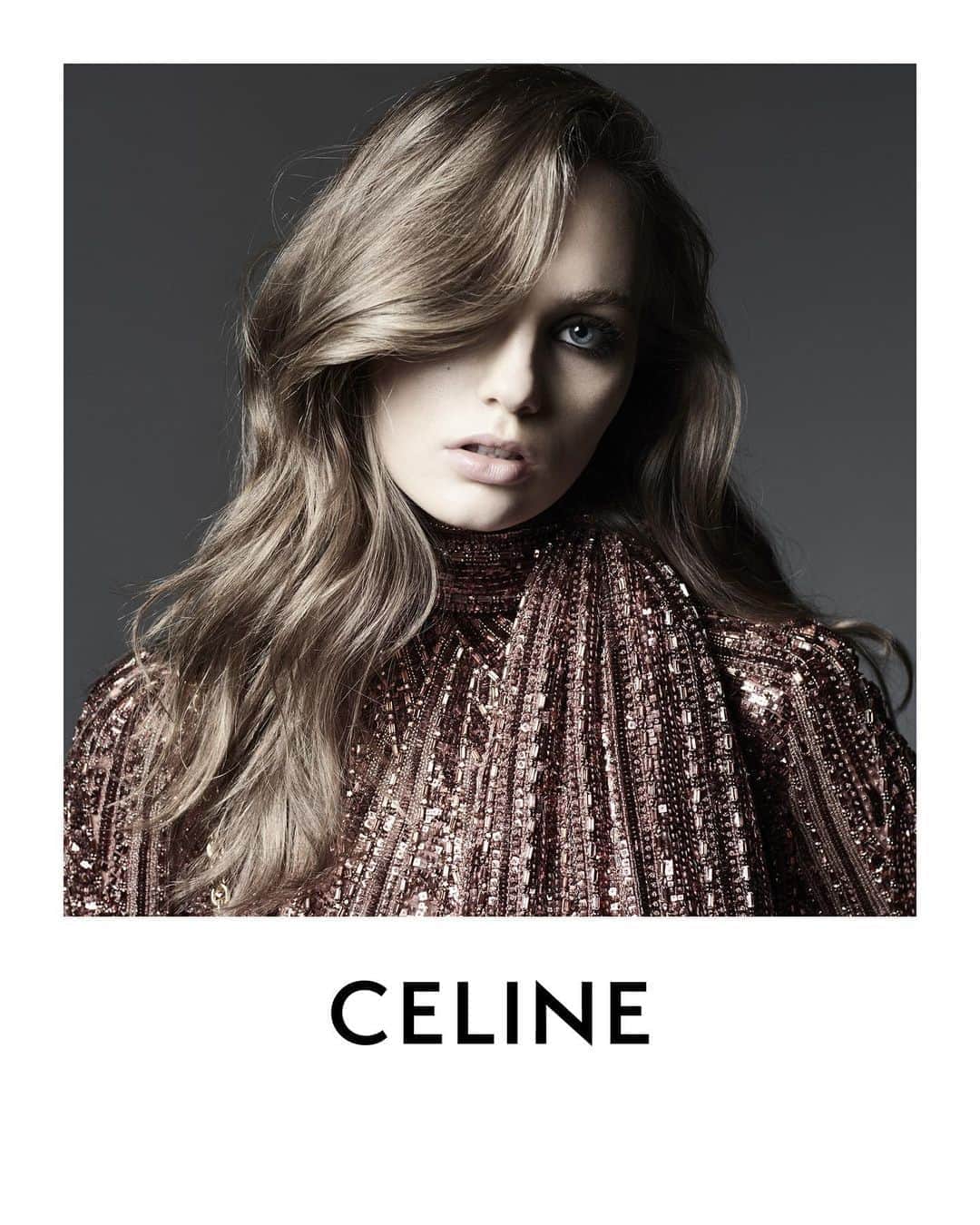 Celineさんのインスタグラム写真 - (CelineInstagram)「CELINE WOMEN WINTER 20 CELINE HAND EMBROIDERED COPPER LAVALIERE DRESS   COLLECTION AVAILABLE IN STORE AND AT CELINE.COM   FRAN SUMMERS PHOTOGRAPHED BY @HEDISLIMANE IN SAINT-TROPEZ IN MAY 2020   #CELINEBYHEDISLIMANE」10月15日 17時31分 - celine