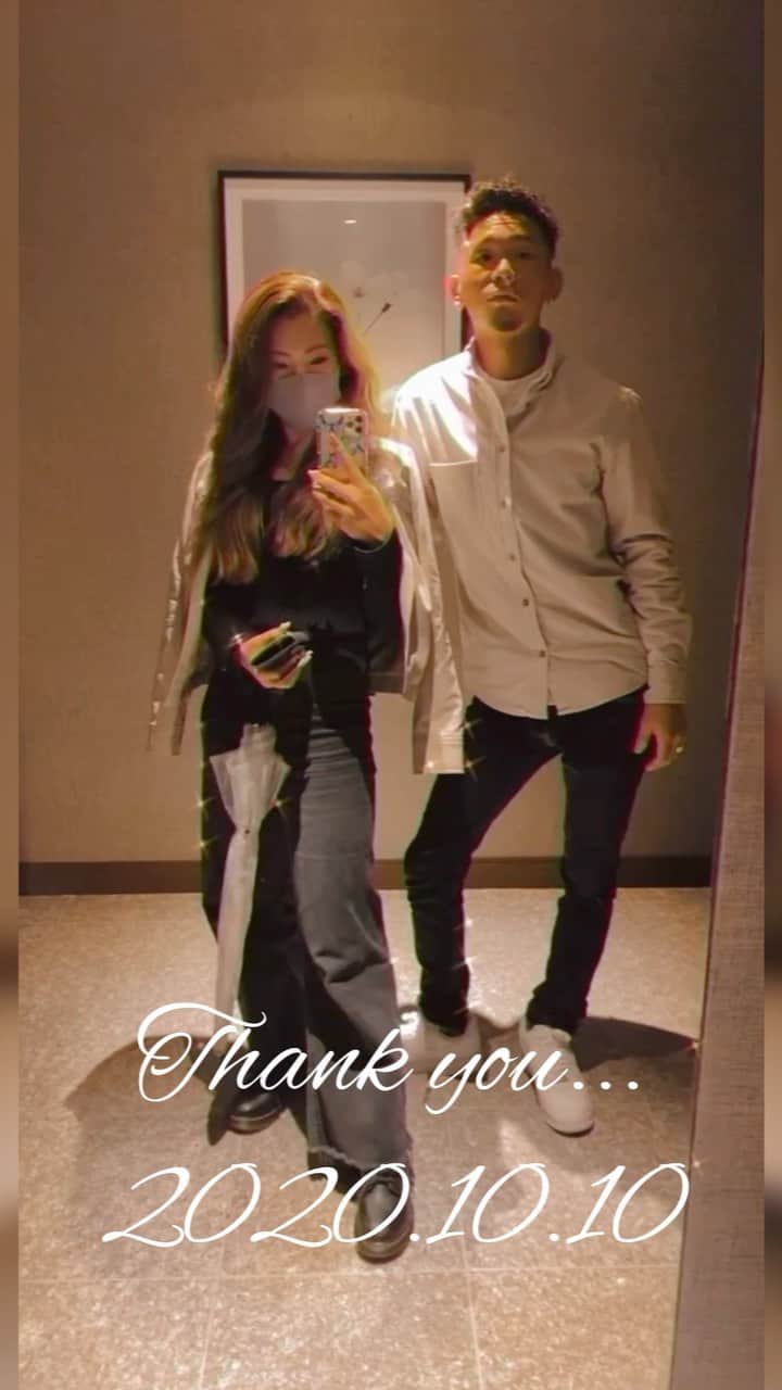 Eminanaのインスタグラム：「. . この前泊まったお部屋と はくちゃんとのホテルステイの様子を 簡単にまとめてみたよ〜🎬 . . コロナでこんな世の中だけど Gotoキャンペーンが始まって東京も追加🤨 . 感染対策しながら 息抜き旅行としてGotoキャンペーンを活用すれば きっと素敵な休日を送れるはず💘 . . いつもは泊まれないような リッチなホテルにもお得に泊まれちゃうよ🥰 . Gotoキャンペーンについて わからないことあったらコメントやDMくれたら わたしで良ければお答えします😋 . . . #hotel#hotelstay#ホテルステイ#セルリアンタワー  #セルリアンタワー東急ホテル#スイートルーム#room #ルームツアー#ホテルディナー#カップル#couple #gotoキャンペーン#gotoトラベルキャンペーン #カップルムービー#couplevideos#カップル旅#ホテルレビュー」
