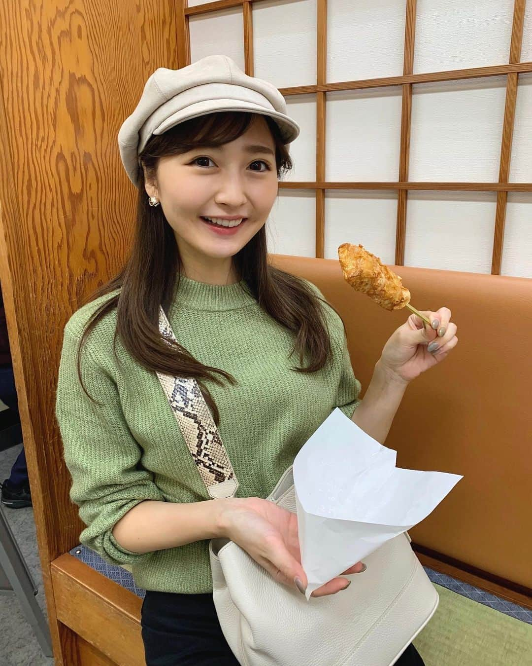 西村笑花さんのインスタグラム写真 - (西村笑花Instagram)「🍵 ・ ・ 京都での食べてる写真😋🤣❤︎ どこにいても食べるのメインになってしまう母と私🤣！！ また旅行行きたいな〜🍡🤍 #えみかぐるめ #京都旅行 #京都 #京都グルメ」10月15日 17時51分 - emika_nishimura