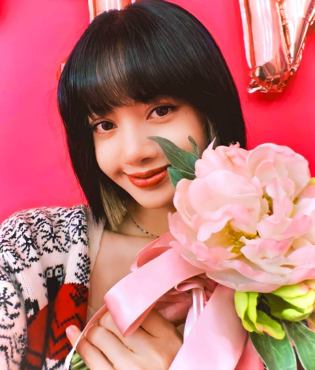 リサさんのインスタグラム写真 - (リサInstagram)「🌸🌻🌺 . . . #BLACKPINK #리사 #LISA #LALISA #LALISAMANOBAN #LALISAMANOBAL #howyoulikethat #HOWYOULIKETHAT #thealbum #icecream #blackpinkicecream #selpink #thealbum #lovetohateme #lovesickgirls #prettysavage #betyouwanna #youneverknow #crazyoveryou」10月15日 18時17分 - lisa.blackpink