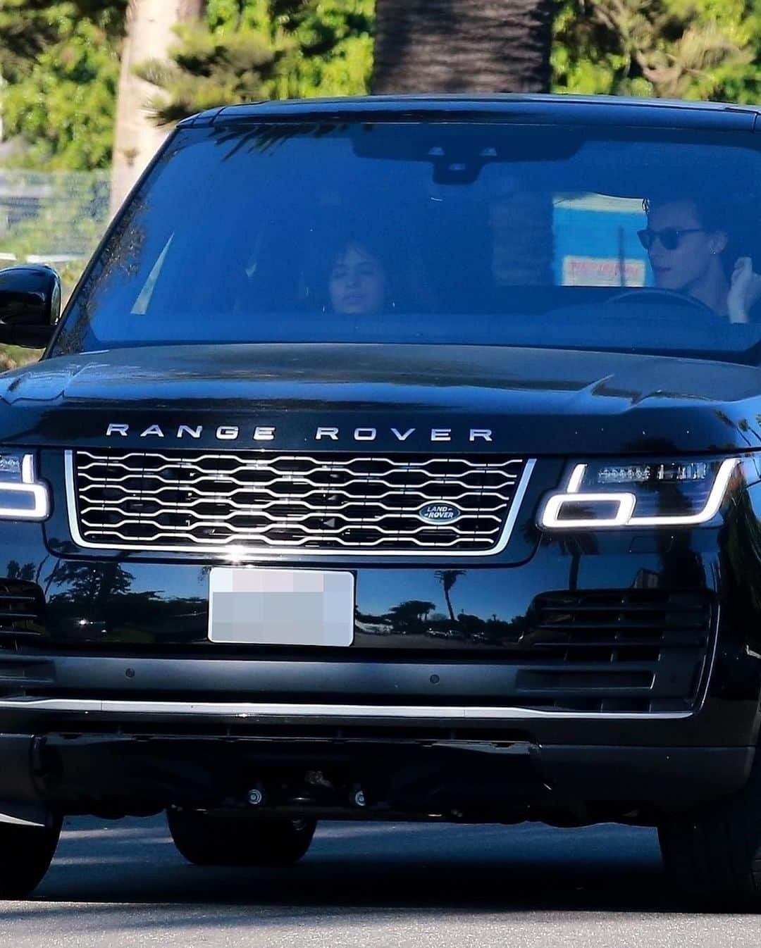 Just Jaredさんのインスタグラム写真 - (Just JaredInstagram)「@shawnmendes wore an adorable Halloween-themed mask while running an errand with @camila_cabello on Wednesday afternoon. #ShawnMendes #CamilaCabello Photos: Backgrid」10月15日 9時20分 - justjared