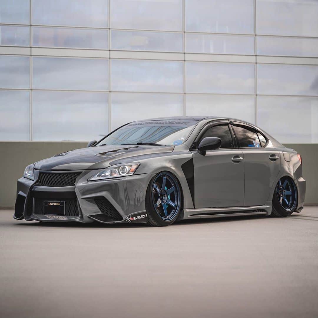 Lexus USAのインスタグラム：「Impressed doesn’t even begin to describe how we feel about your submissions for the latest round of our #LexusCustomChallenge. As promised, here are just a few of the many that caught our eye. Round 3 coming soon.」