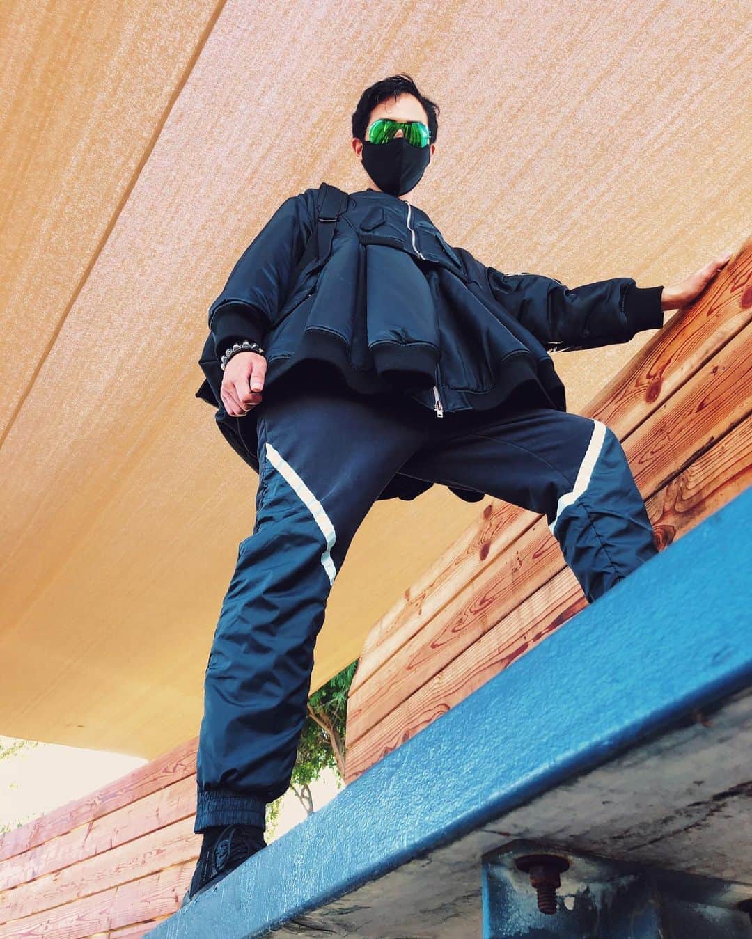 のインスタグラム：「Purchase these items on our web-store or at our Torrance location 😎 RayBan Sunglasses // $33 Noir Kei Ninomiya Size S // $499 Kith Sweatpants Size XL // $59 Y-3 Low Sneakers Size 10.5 // $69 RAF Simons Backpack // $199 #y3sneakers #noirkeininomiya #kith #raybansunglasses #fitpic #secondhand #rafsimons」