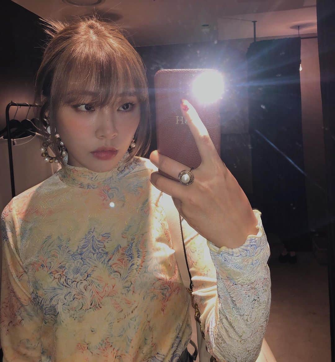 アシュリさんのインスタグラム写真 - (アシュリInstagram)「bangshley loves mirror selfies」10月15日 10時13分 - ashleybchoi