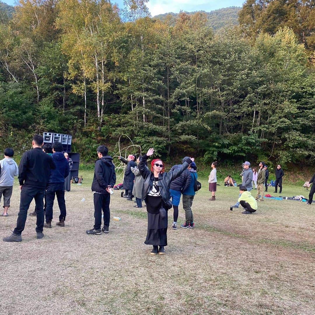 上田愛子さんのインスタグラム写真 - (上田愛子Instagram)「アホみたいに3日間泥酔して ずっとふざけてた #Balance 😂  楽しかったなー😂😂  少ない人数でトイレも並ばず 密にもならず酒もすぐ買えるし 快適だったなー  大好きな友達がいれば なんでも楽しいってこと❤️  最後の動画うざすぎる😂😂  #labyrinth2020 #フェフ  #フェフおばさん #レイブおばさん   @yide2001 やっちんいつも車も運転も写真も ありがとう♥️love   #今日の愛子先生」10月15日 10時29分 - aikosenseidayo