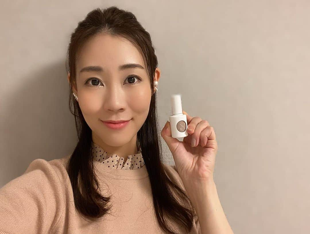 菜那くららさんのインスタグラム写真 - (菜那くららInstagram)「﻿ ＊💅🤎🧡﻿ ﻿ 最近セルフネイルにハマってます💅﻿ ﻿ 今回はukaのネイルに✨﻿ 秋カラーでお気に入りです💓﻿ ﻿ ukaのネイルは爪美容液配合で﻿ 爪を大切にしながらネイルを楽しめます☺️﻿ ﻿ 今日も皆さまにとって﻿ 素敵な1日になりますように｡｡｡✨﻿ ﻿ #ukanail#uka#セルフネイル#秋色」10月15日 10時32分 - nana_kurara