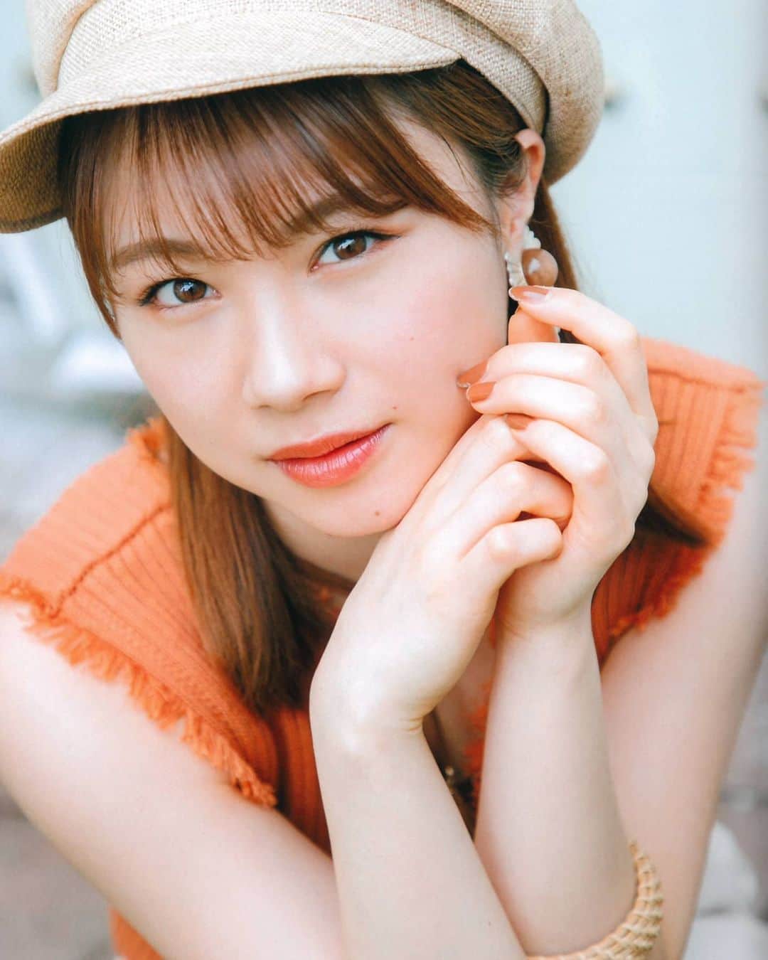 モーニング娘。'20のインスタグラム：「- . 趣味: キャンディクラッシュ、映画鑑賞 . . #石田亜佑美 . .」