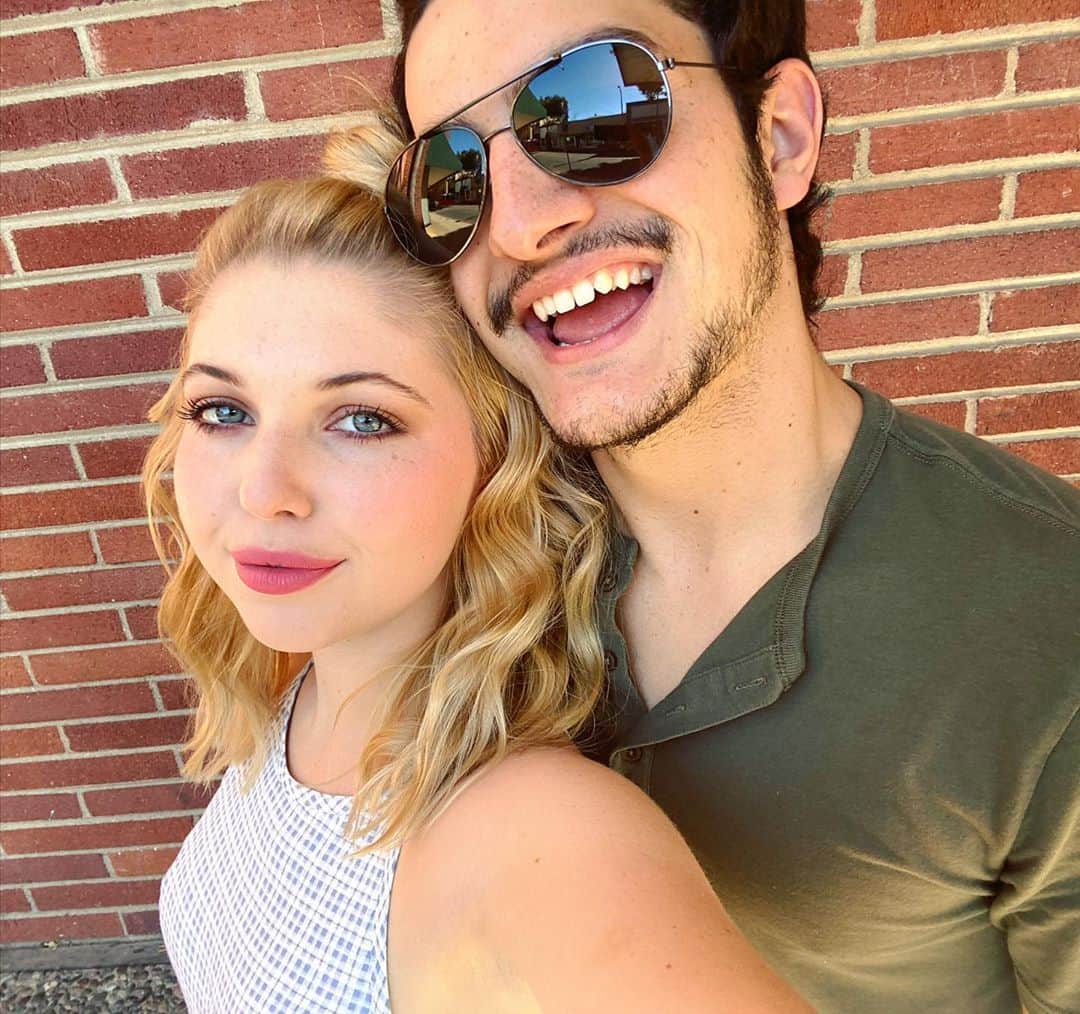 サミー・ハンラティのインスタグラム：「Today was lovely with my favorite person❤️ I hope you all had a lovely day too☺️」