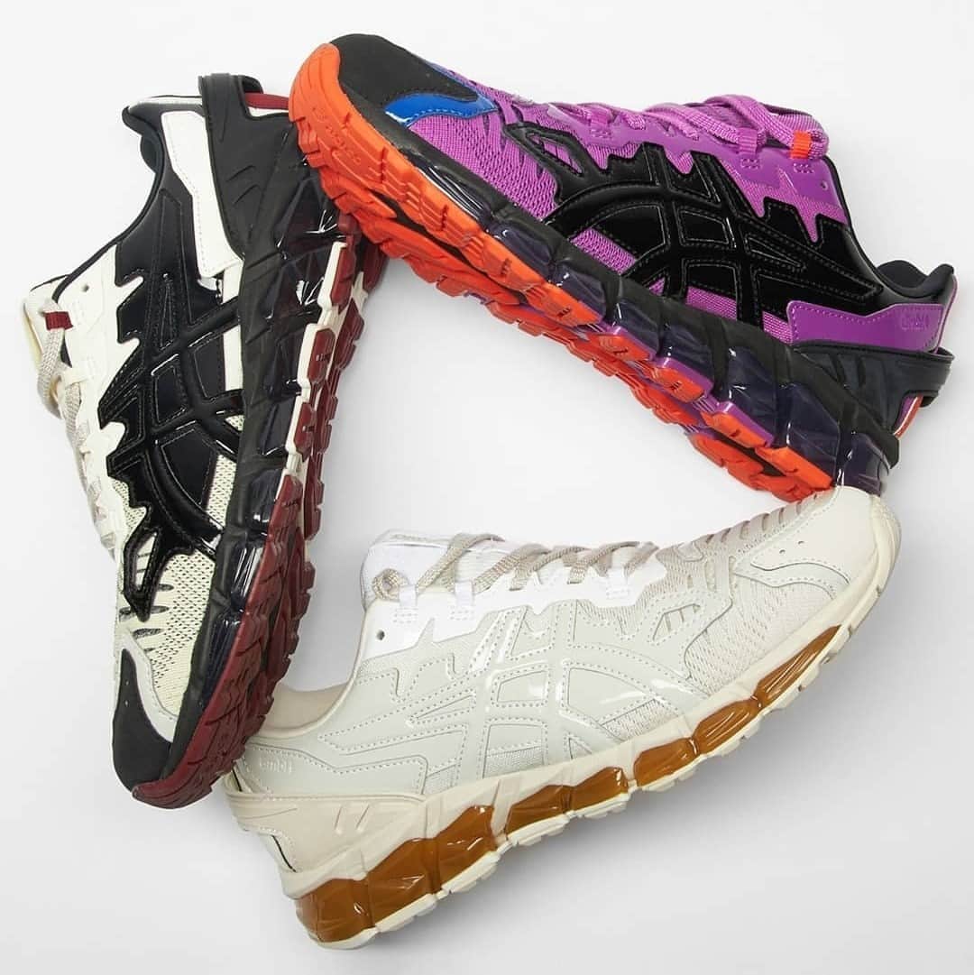Sneaker Newsさんのインスタグラム写真 - (Sneaker NewsInstagram)「@gmbh_official brings a split-colored direction to their latest collaboratio with ASICS. These three GEL-Quantum 360 6 offerings will release soon globally. For a closer look at all three options, tap the link in our bio.」10月15日 13時01分 - sneakernews