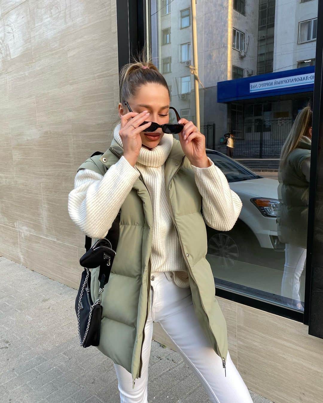 Anyuta Goldenのインスタグラム：「Здравствуй тёплая осень 🍂」